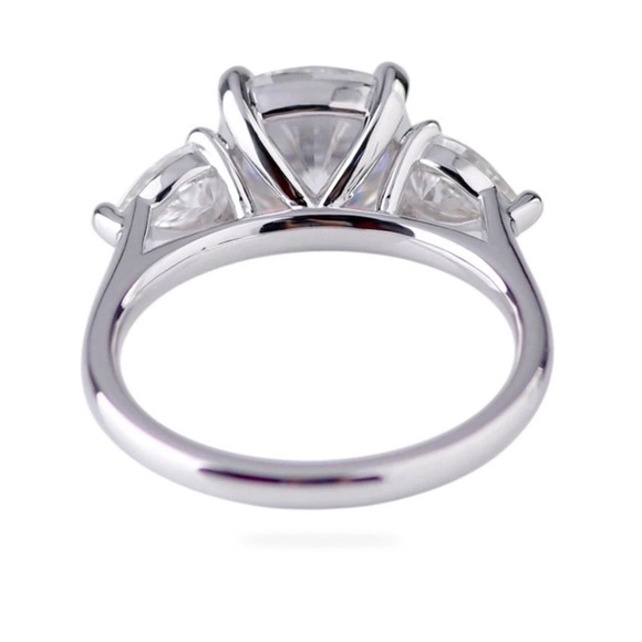 Silver 925 5CT Certified Lab Grown Diamond Brilliant Cut Claws Waddling Size 6,5 - Picture 13 of 13